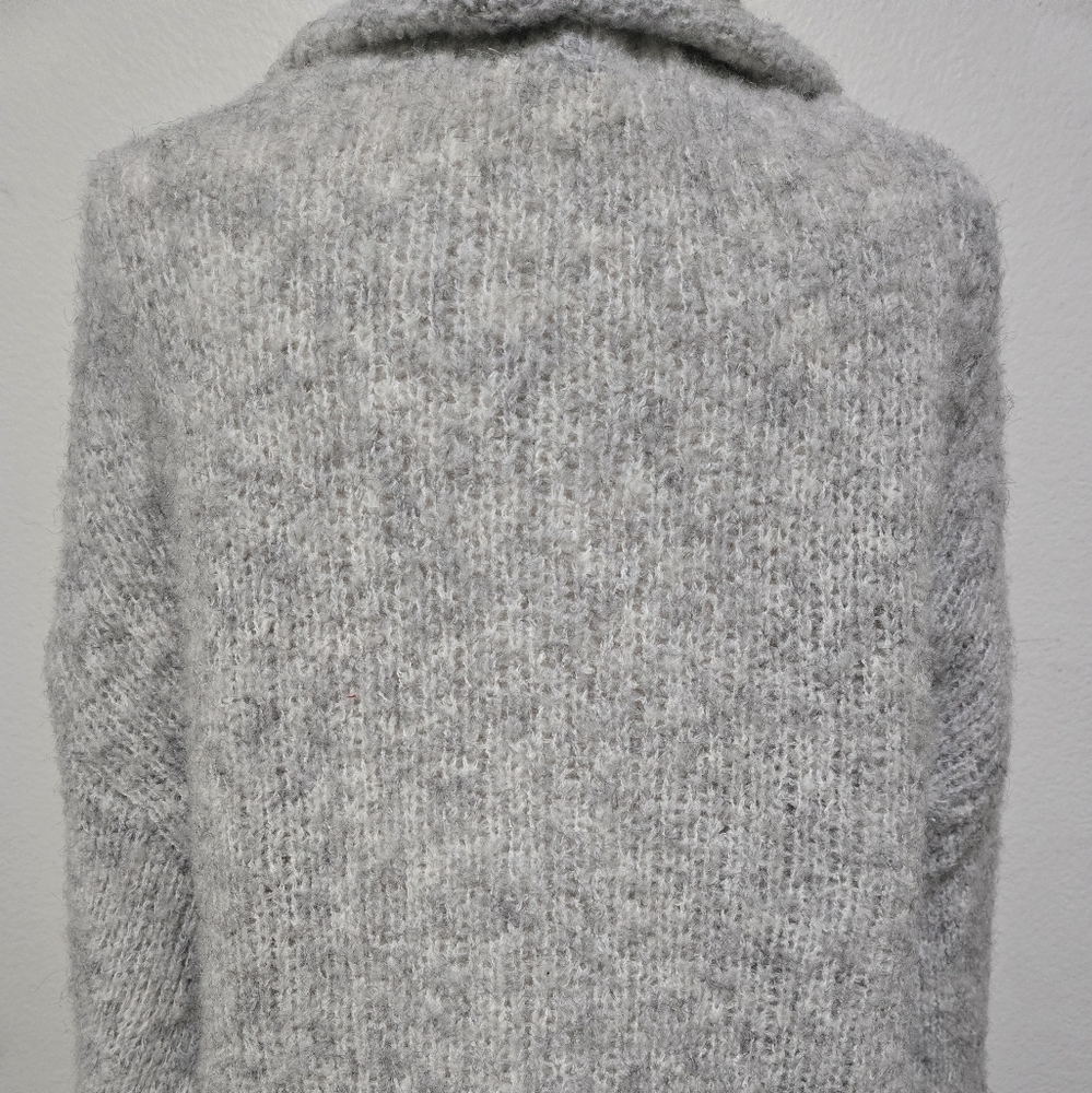 DEBUT Cozy Gray Chunky Turtleneck Women's Sweater Size Large - Picture 7 of 15